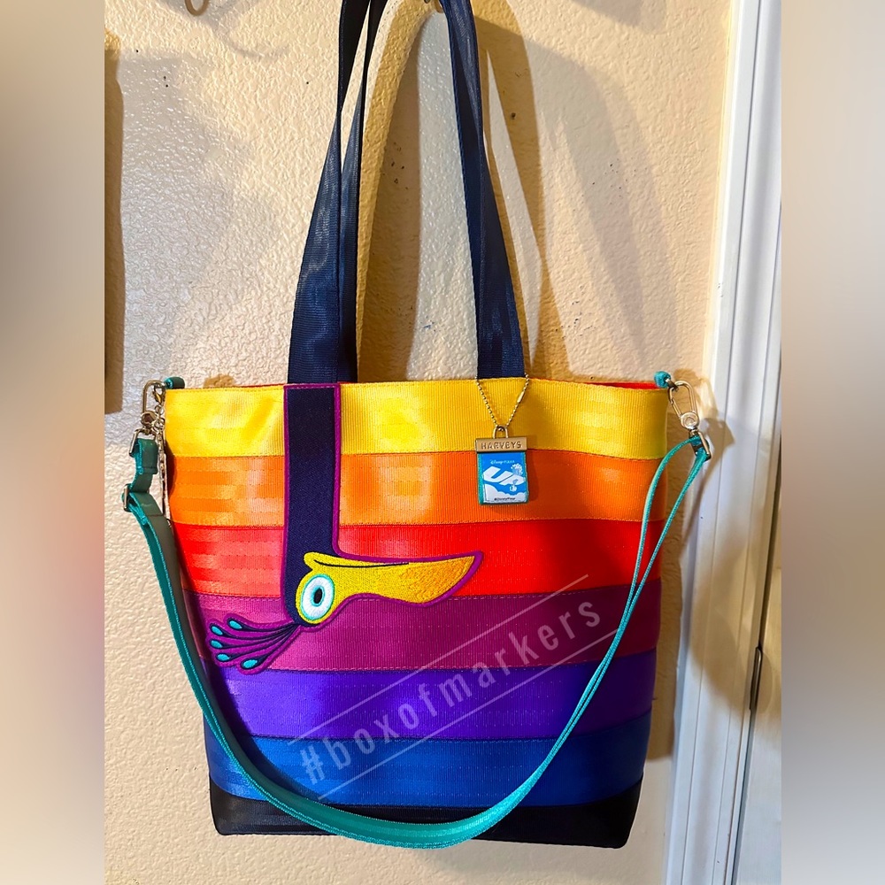 EUC Harvey’s brand UP Kevin Vacation Tote with Hangtag and Charm